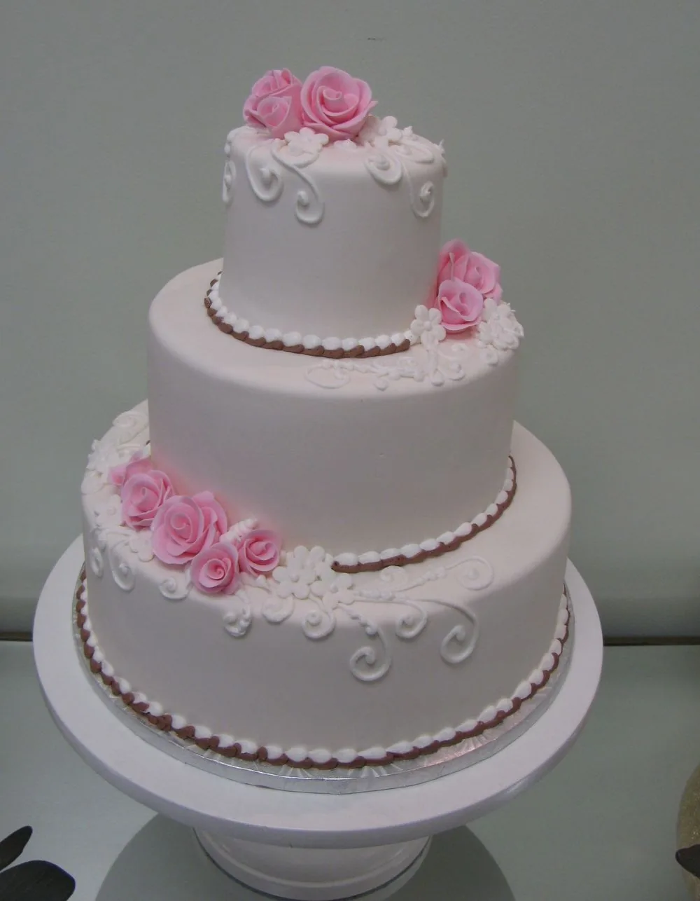 Wedding cake made at Aloha Bakery